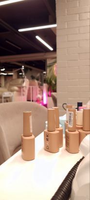 INSAY, масаж та SPA, нігтьовий сервіс фото