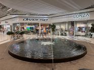 Караван Outlet, торговий центр фото