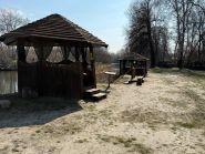 Плотина, территория отдыха фото