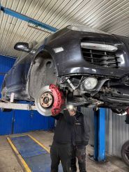 UHUB Garage, СТО фото