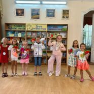 Бібліотека для дітей фото