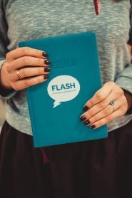 Логотип Flash, школа английского языка г. Винница