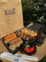 Sushi-Yammi, суші та піца фото