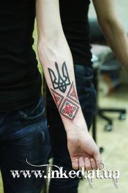 INKED, студия татуировки и пирсинга фото