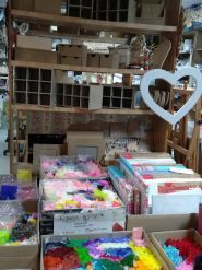 Фарт, магазин товаров для художников фото