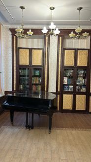 Центральная библиотека им.Маяковского фото