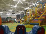 Млин, торговий центр фото