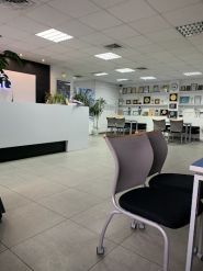 Євролайф Україна, страховий агент фото