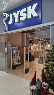 Jysk, скандинавська мережа магазинів товарів для дому та сад фото