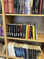 Бібліотека №11 для дорослих фото