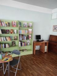 Бібліотека-філія №24 Центральна бібліотека Жовтневого района фото