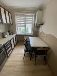 N. Yu. Dyzaynersʹki mebli, магазин меблів фото