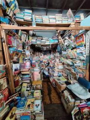 Книжковий Петрівка, ринок фото