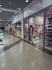 Victoria Gardens, торговий центр фото