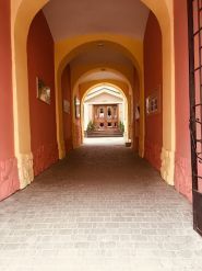 Red, кінотеатр фото