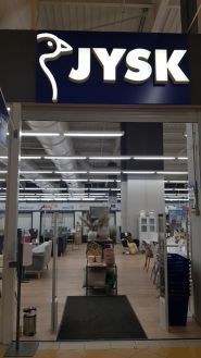 Jysk, скандинавська мережа магазинів товарів для дому та сад фото
