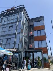 Hub station, торговий центр фото