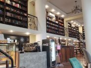 Сяйво книги, книгарня фото