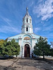 Храм Різдва Пресвятої Богородиці фото