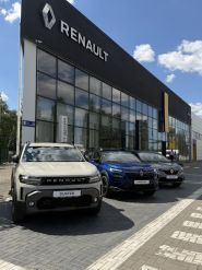 Renault, автосалон фото