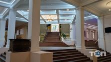Університет митної справи та фінансів фото