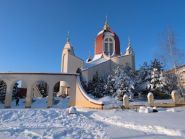 Церква Святих Петра і Павла фото