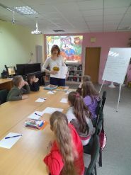 Хмельницька центральна міська бібліотека для дітей №12 фото