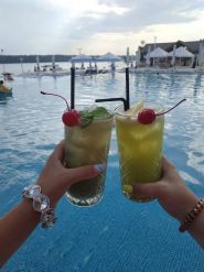 Pool&Beach, розважальний центр фото