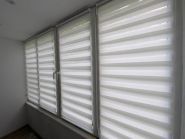 Віконний ряд, двері, вікна фото