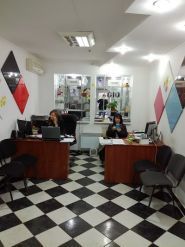 Окна Люкс, магазин дверей и окон фото