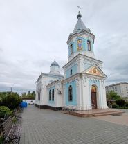 Церква Покрови Божої Матері фото