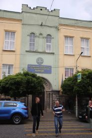 Мукачівський кооперативний торговельно-економічний коледж фото