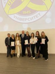 Природничо-гуманітарний коледж національного університету фото