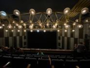 Киевский государственный театр драмы и комедии на левом берегу Днепра фото