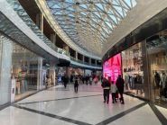 Lavina Mall, торгово-розважальний центр фото
