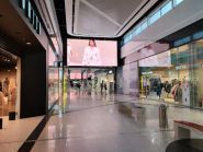 Lavina Mall, торгово-розважальний центр фото