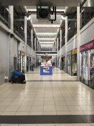 Слов'янський ринок, торговий центр фото