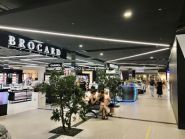 МОСТ-Cіті, торговий центр фото