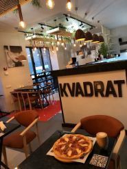 Kvadrat sushi & pizza, доставка їжі фото