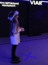 Viar, клуб віртуальної реальності фото