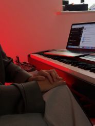 Вокальна, музична школа фото