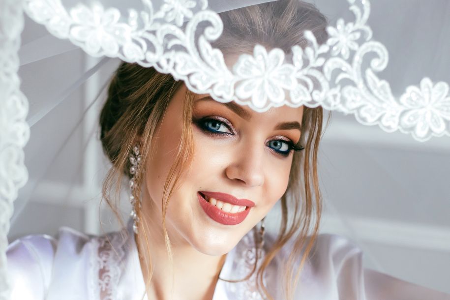 Отзывы о “Red Lips, студия макияжа и причесок” - фото 1