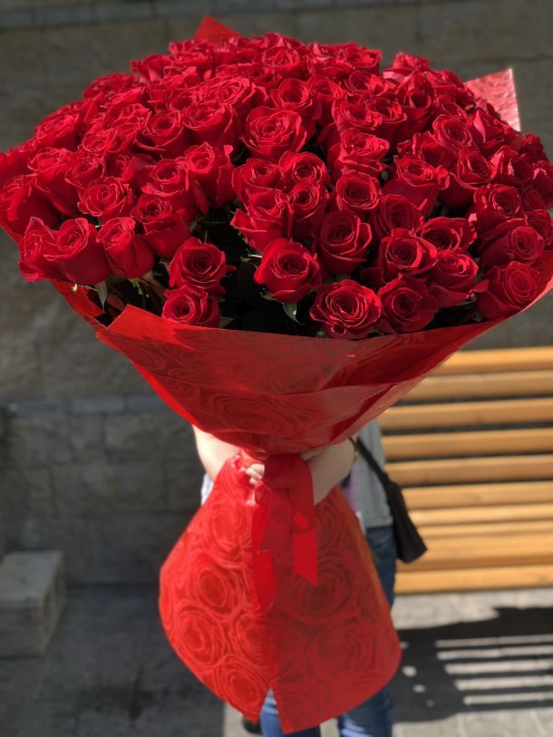 Відгуки про “7 троянд, оптово-роздрібний склад квітів” - фото 1