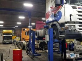 Вінницьке АТП-10556, транспортна компанія, ремонт вантажівок фото