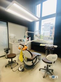 Стоматології D.K. Dental Clinic фото