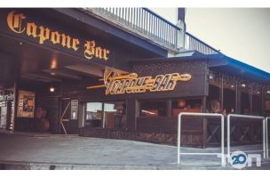 Capone Bar, кафе-бар фото