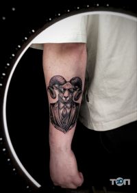 Whitesharkstattoo Київ фото
