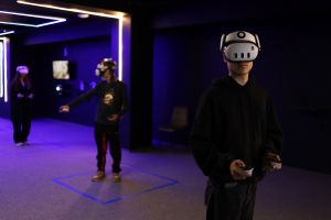 Viar, клуб віртуальної реальності фото