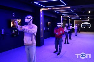 Viar, клуб виртуальной реальности фото