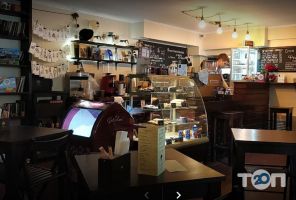 Кав'ярні та кондитерські CoffeeMan фото